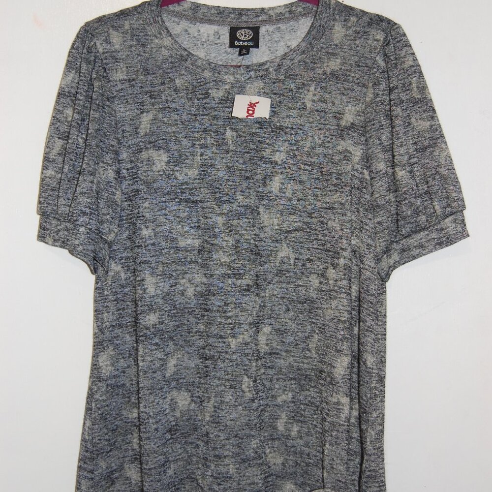 NWT, Puffy sleeve, textured,grey top